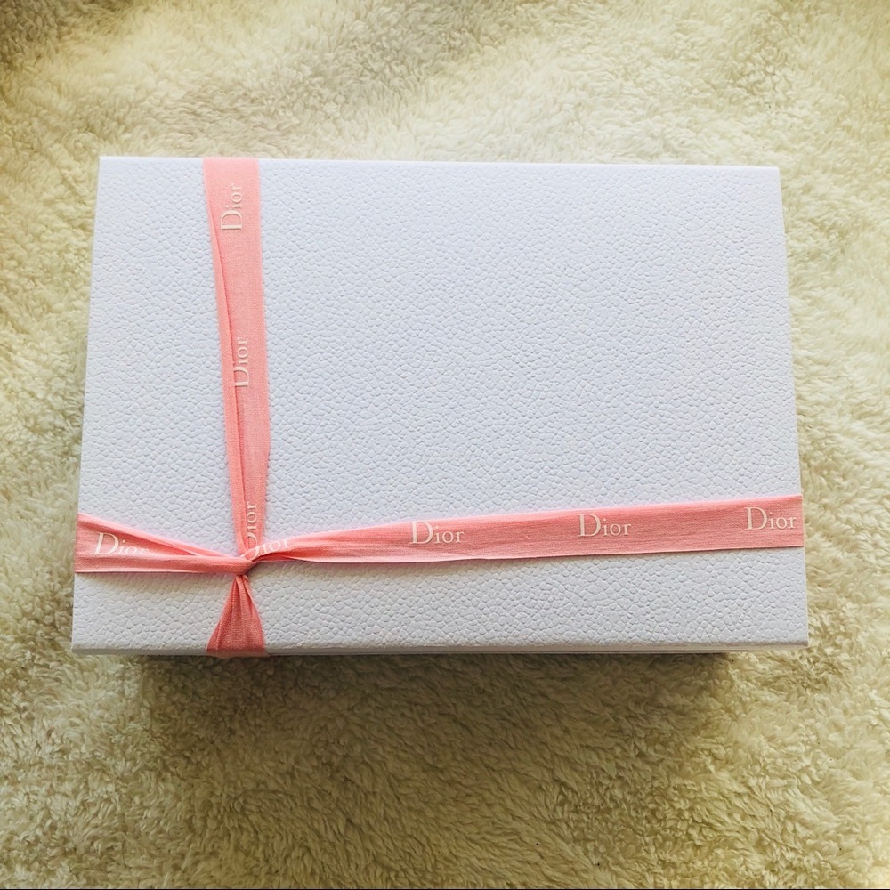 DIOR Gift Box w/ Pink Ribbon CD Paper & Sticker - Picture 5 of 8